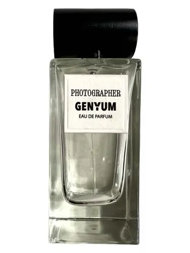 Photographer Genyum